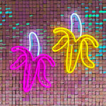 "Banan" LED NEONSKYLT. Lemon yellow
