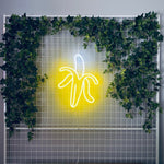 "Banan" LED NEONSKYLT. Lemon yellow