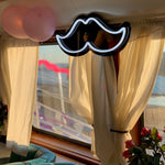 "Mustasje" Led neonskylt.