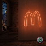 "M" Led neonskylt.